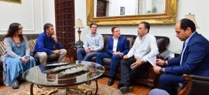 Directivos de Netflix visitan Durango