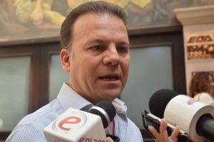 SE NECESITAN APOYOS