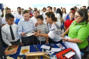 Continúa Aispuro entrega de apoyos a OSC en La Laguna (4)