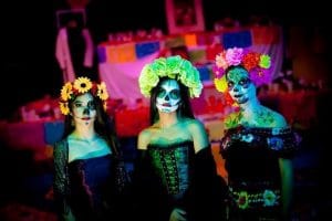 Invitan a desfile de catrinas en Paseo Constitución
