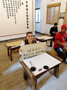 Maestra duranguense se capacita en China