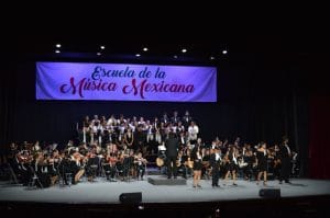 Orquesta Típica de la ESMUMEX hoy en el Teatro Ricardo Castro