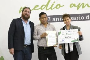 Premian a ganadores del concurso ISMED