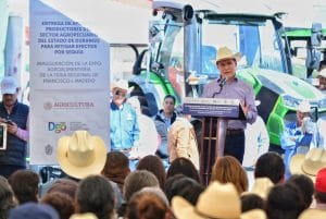 Reciben más de 35 mdp en apoyos, productores de Los Llanos