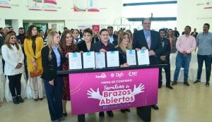 Familia de brazos abiertos (3)
