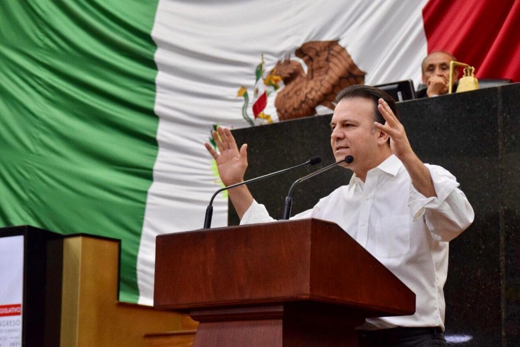 MOVIMIENTO DE LA MUJER (2)