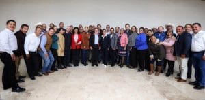 Se reúne Gobernador con presidentes municipales