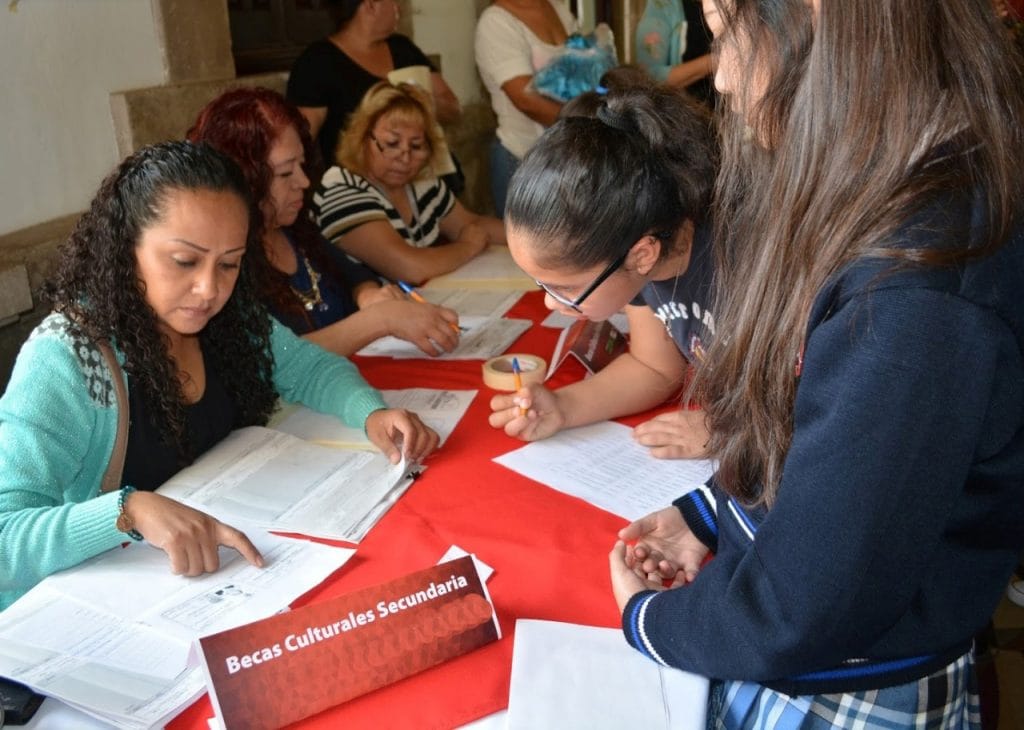 BECAS