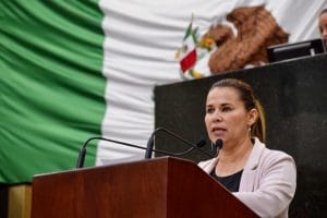 LUCHA CONTRA LA MUJER