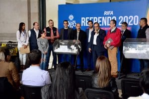 Rifan motocicletas a contribuyentes cumplidos de febrero 1