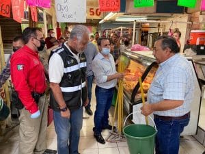 1. Entrega CEPC 300 kits de limpieza y sanitización a comerciantes de Lerdo y Gómez Palacio