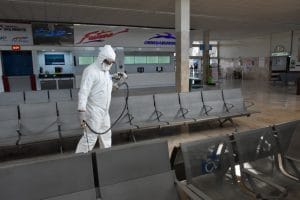 2. Realizan acciones de sanitización en varios puntos de la ciudad