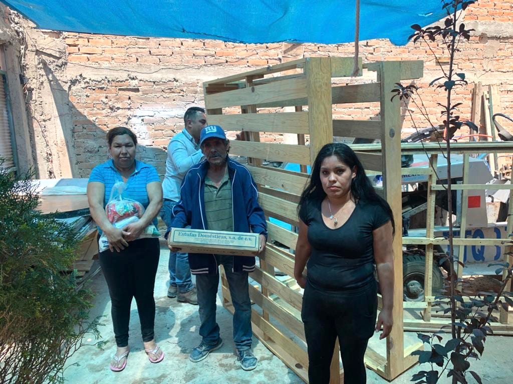 COMUNICADO DIF MUNICIPAL APOYA A FAMILIA AFECTADA POR INCENDIO EN SU HOGAR 1