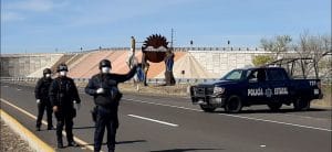 Estricta revisión sanitaria contra COVID-19 en accesos a la entidad