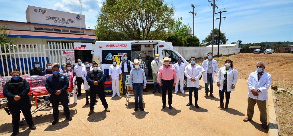 2. Entrega Aispuro ambulancia y equipamiento médico en La Guajolota