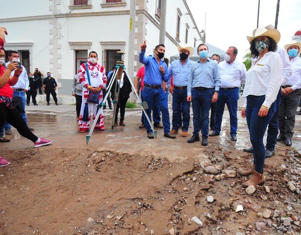 DEBEN SEGUIR ACCIONES 50-12