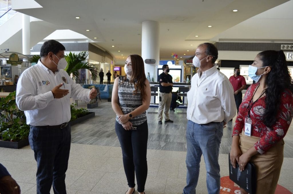 Se supervisa reapertura en plazas comerciales y restaurantes (3)