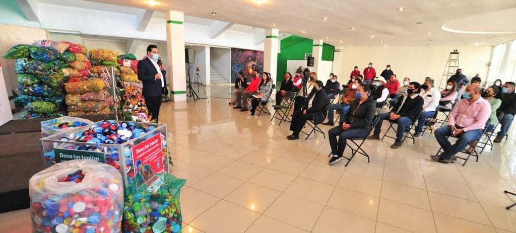 Apoya PRI niña con cáncer