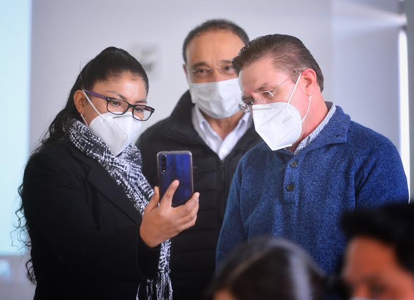 Realiza Aispuro llamadas de seguimiento a pacientes COVID-19 (1)