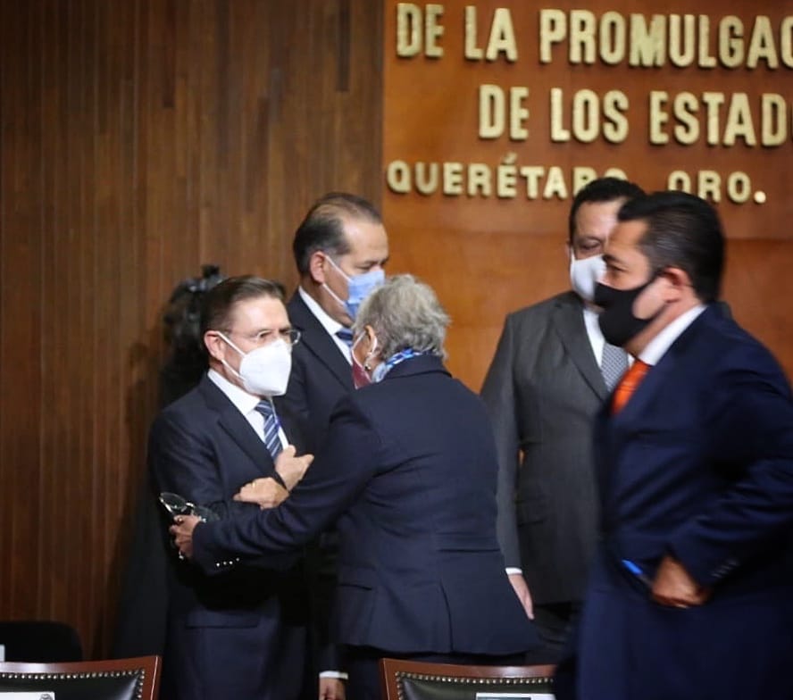 Expone Aispuro a Secretaria de Gobernación, petición de maestros de tiempo completo