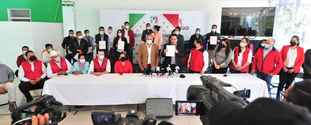Alcalde y funcionarios de Poanas