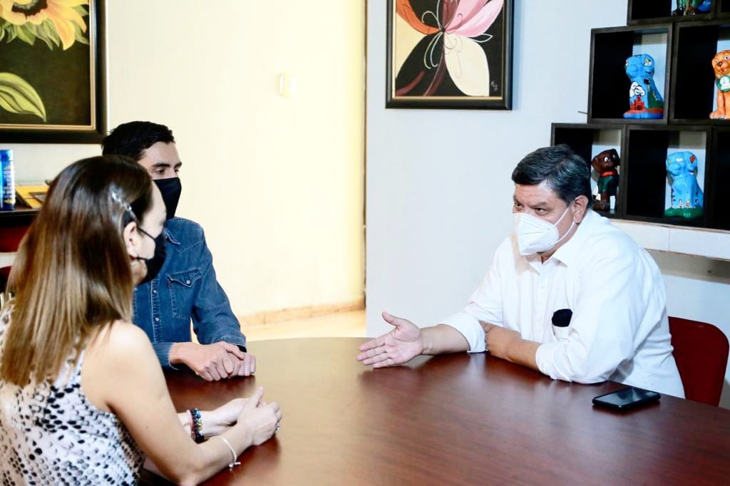 Castrellón dijo que quienes están dispuestos a trabajar desde el servicio público