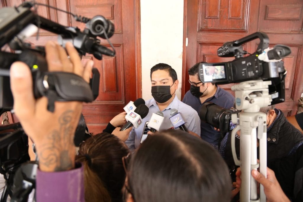 210628_Congreso es de puertas abiertas (2)