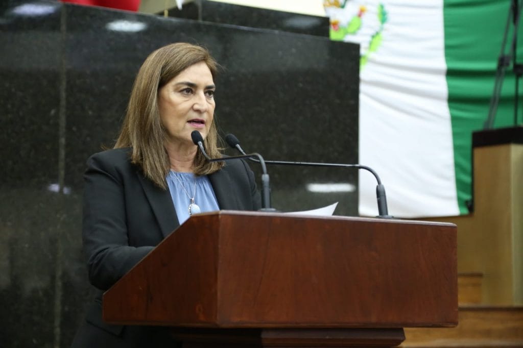 Paty-Jimenez-1