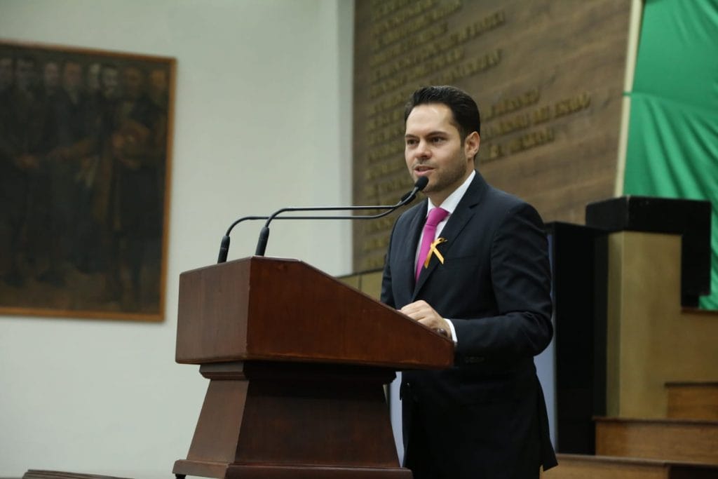 Van-diputados-por-un-Congreso-3