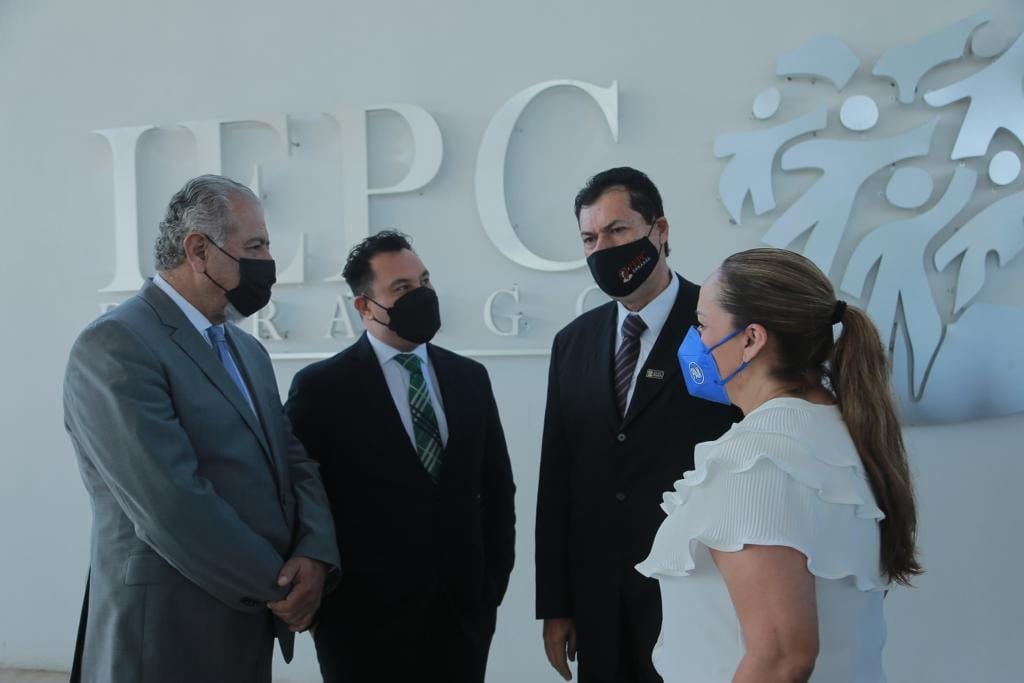 Arturo-en-el-IEPC_1
