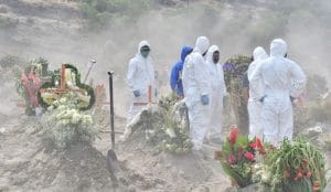 COVID-19-Primera-causa-de-muerte-en-el-pais-durante-el-ano-2021