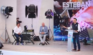 Respaldan-empresarios-proyecto-de-cinematografia-de-Esteban3