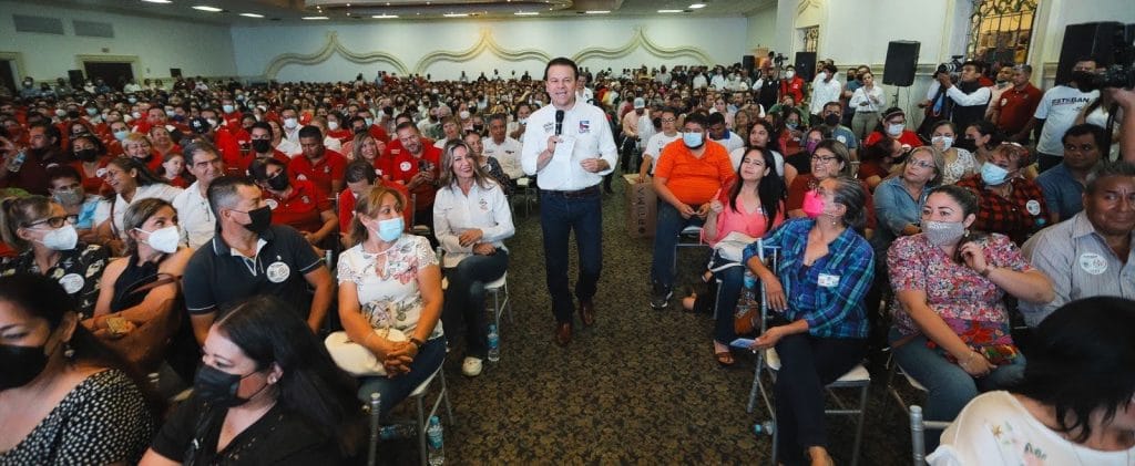 Durango-sera-ejemplo-nacional-en-modelo-educativo-Esteban1