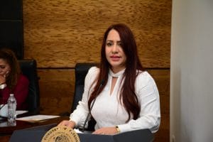 sandra-amaya-38-10