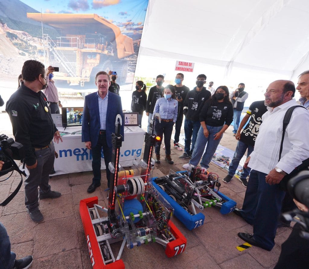 08-25-22-Inauguracion-Expo-Minera-en-Paza-IV-Centenario-0014
