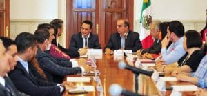 Ahora-nos-toca-embellecer-la-casa-Tono-Ochoa3