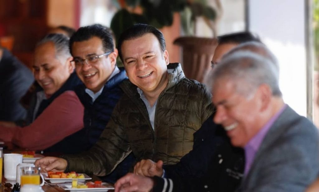 Suma-esfuerzos-sector-empresarial-con-Esteban-Villegas-para-impulsar-a-Durango-2
