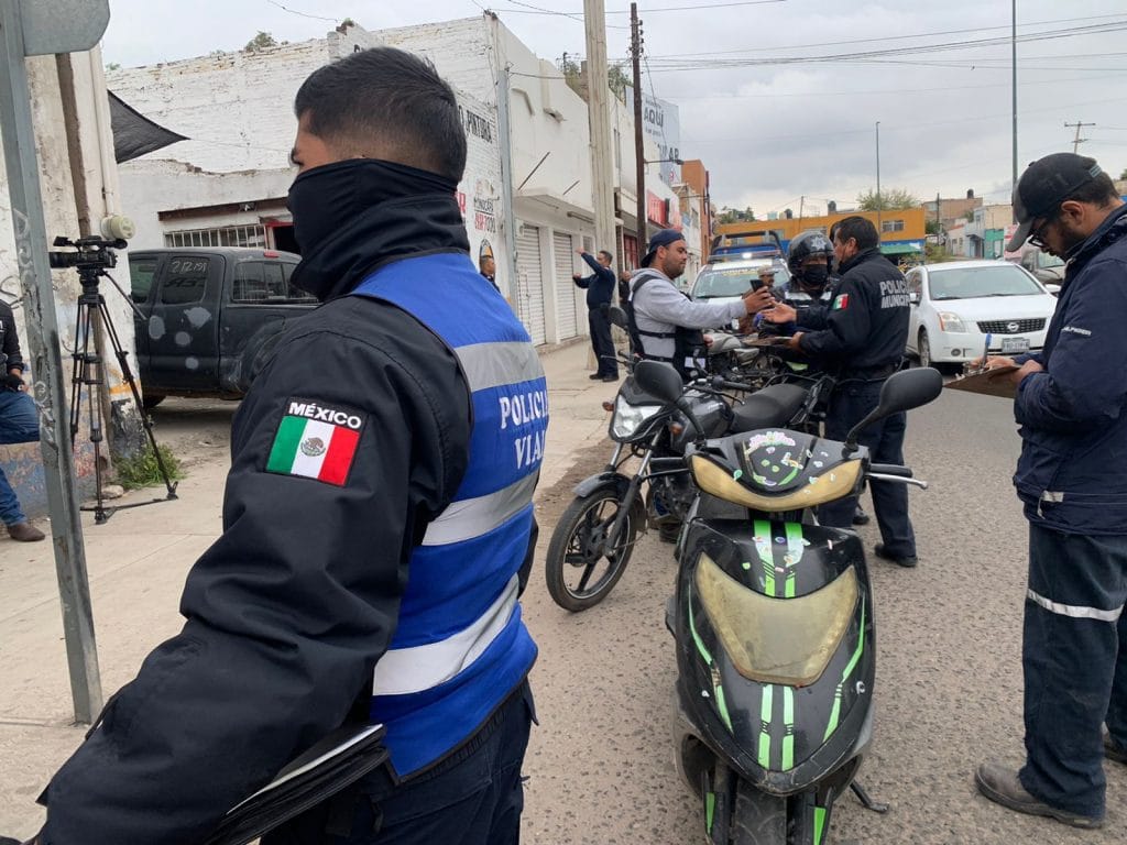 COMUNICADO-MOTOCICLISTAS-