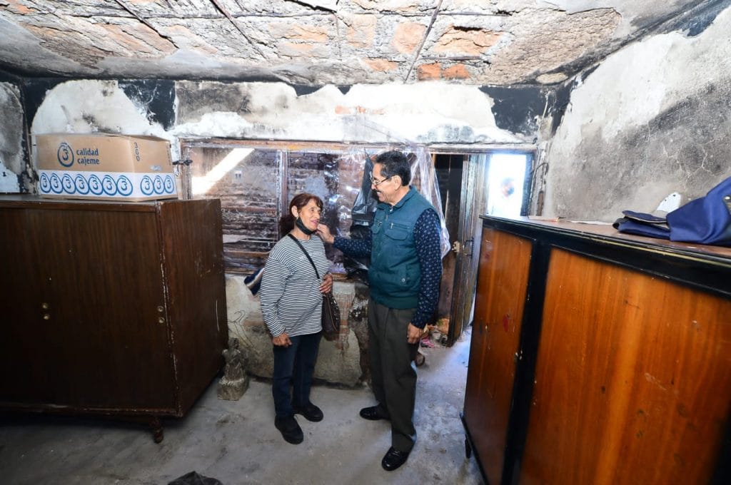 Gracias-al-gobernador-Esteban-reconstruiran-mi-hogar-3