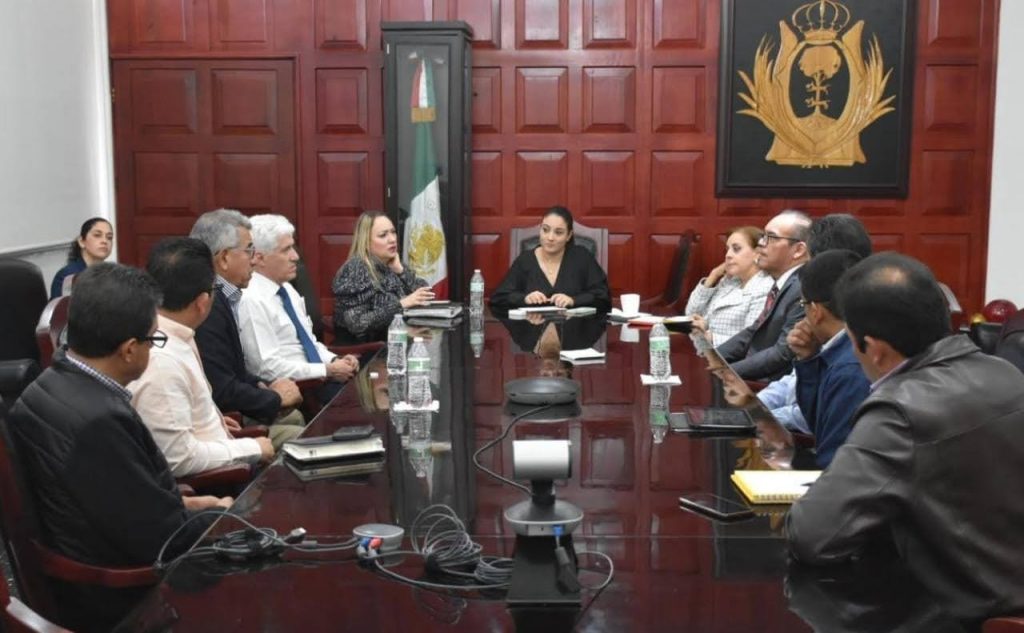 Destaca-Alejandro-Macias-organizacion-y-atencion-de-Durango-en-casos-de-meningitis-aseptica