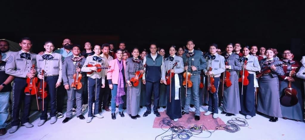 Rompe-record-Festival-Muuki-con-Tono-Ochoa1