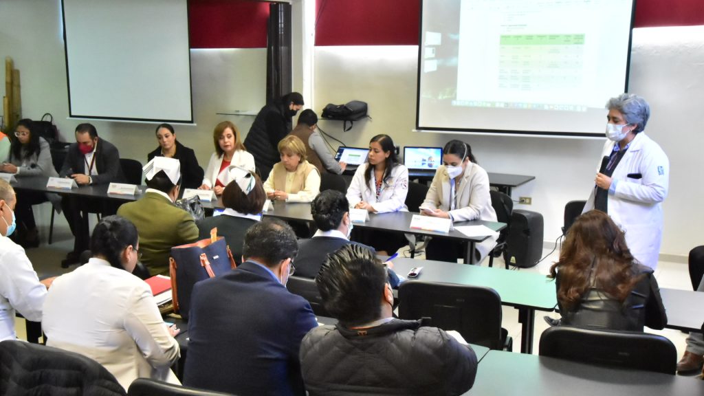 Tratamiento-aplicado-para-la-meningitis-es-el-correcto