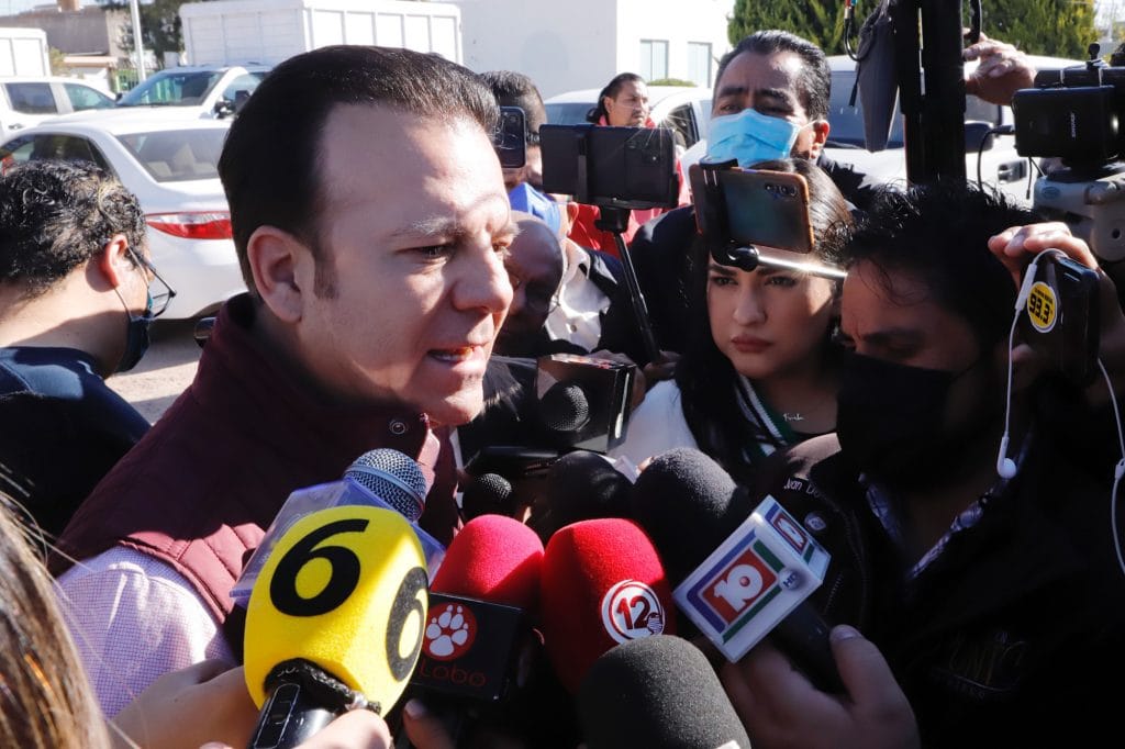 Anuncia-Esteban-creacion-de-Comite-Especial-para-atender-24-horas-a-familiares-de-pacientes-con-meningitis