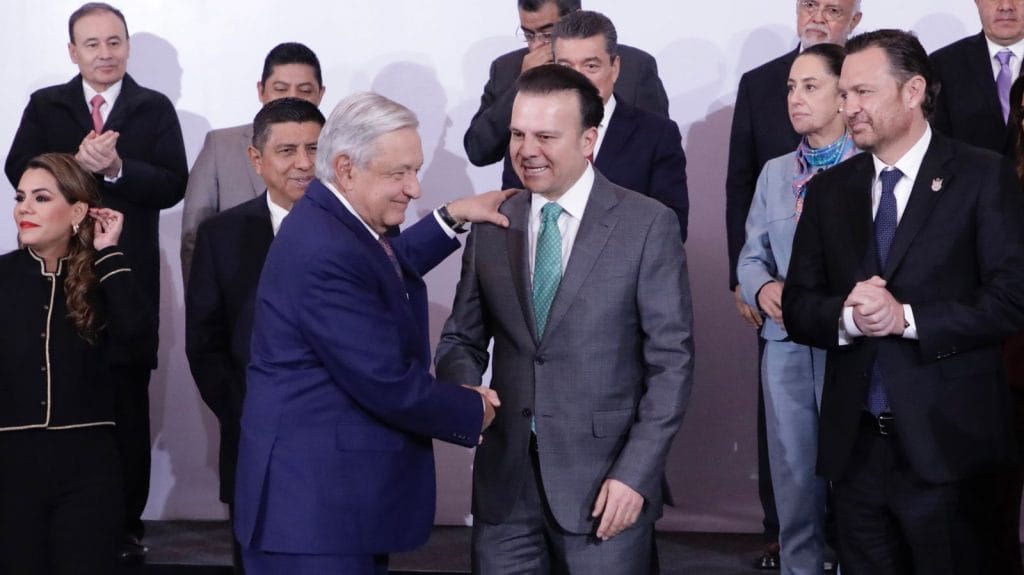 Encabeza Esteban Comisión de Educación