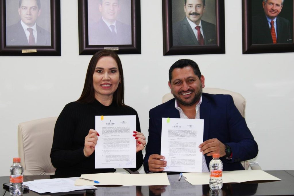 FIRMAN CONVENIO DE COLABORACION COBAED E INMUVI (1)