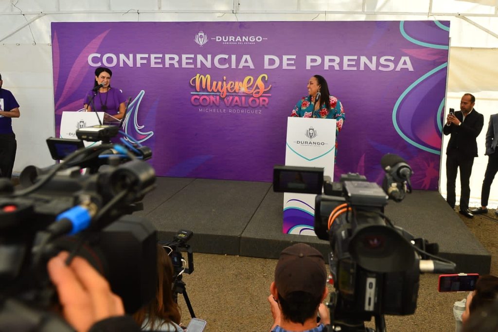 Con equidad e igualdad, Gobierno del Estado respalda a las mujeres duranguenses (4)