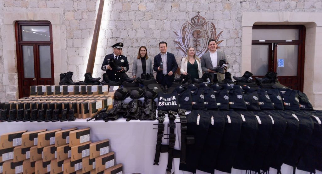 En coordinación con la Federación, Durango tiene más y mejor seguridad con equipamiento de policías Esteban (2)