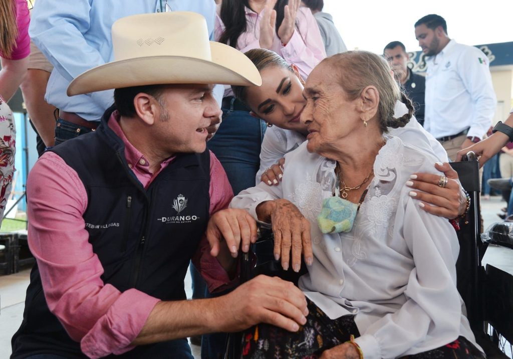 Esteban, un gobernador que escucha y cumple; agradece personal médico de Tamazula incremento a salarios2