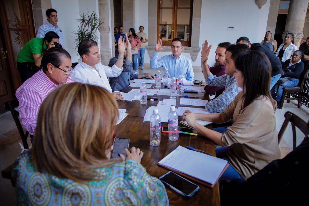 COMUNICADO REGIDORES