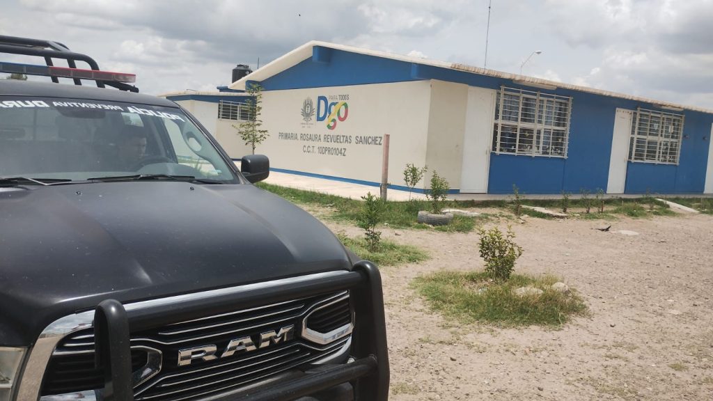 ESCUELA VIGILADA (4)